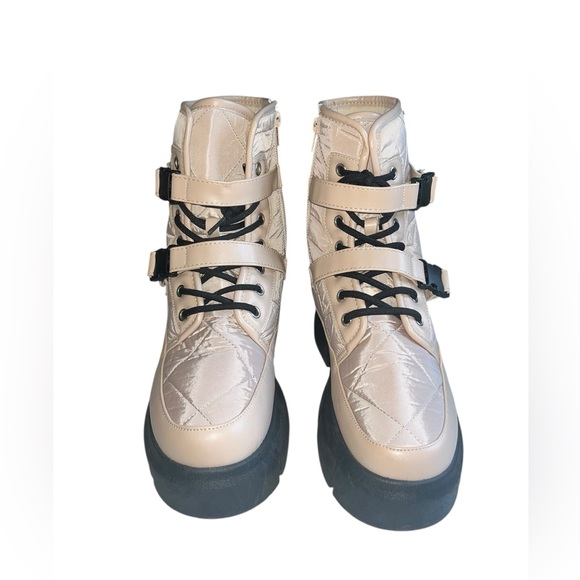 THE AROUND THE  WORLD IN A DAY  Combat Boots Size 8 - Picture 8 of 11